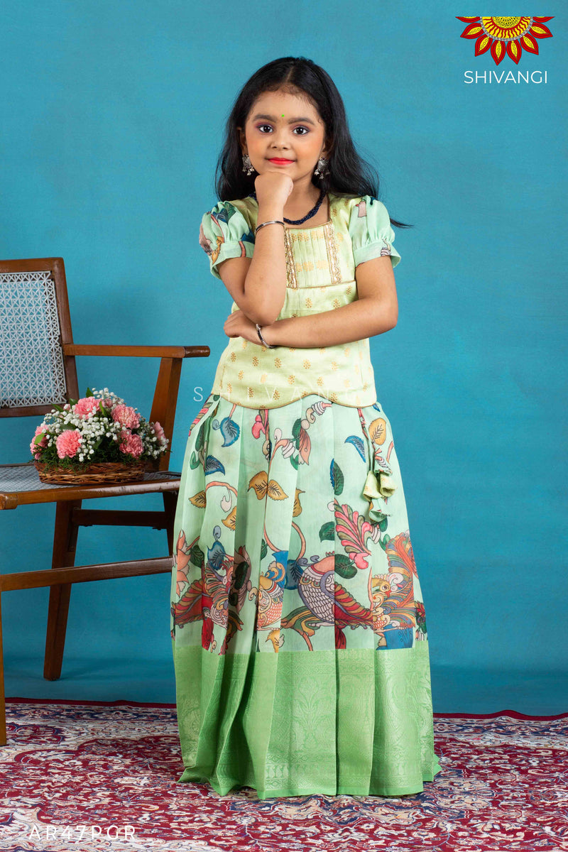 Girl kid hotsell traditional dress