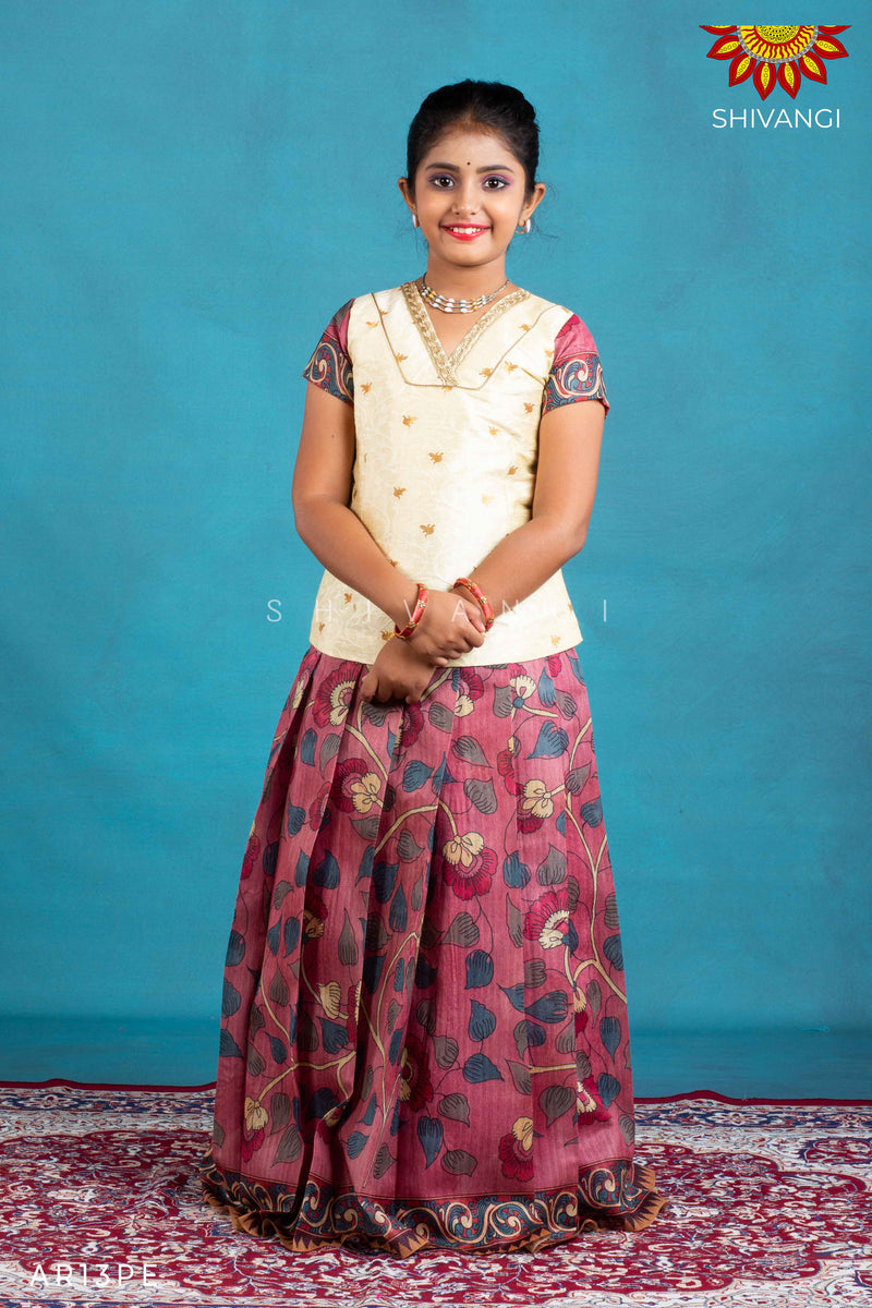 New Traditional Pattu Pavadai Designs For Teenage Girls-peach